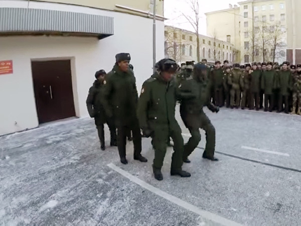 кадр из видео